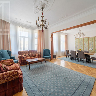 Чаплыгина 1А, 4к, 170м, 5эт, 350к