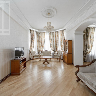 Садовая-Триумфальная 4/10, 4к, 150м, 4эт, 290к