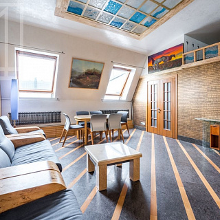 Кривоарбатский 12, 5к, 140м, 6эт, 320к