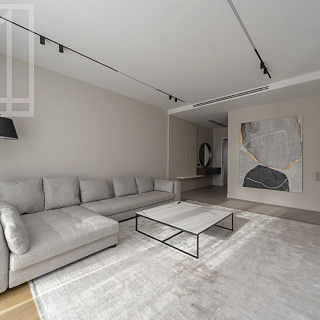 Кутузовский 12, 2к, 95м, 2эт, 350к