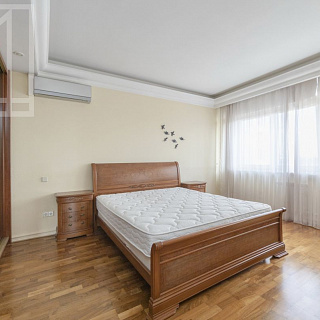 Давыдковская 3, 3к, 128м, 12эт, 275к